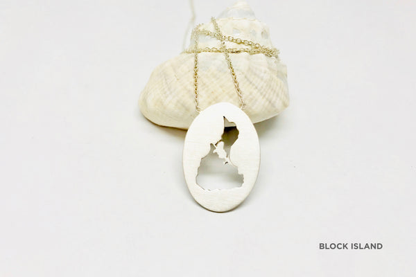 Vertical Oval Pendant Necklace