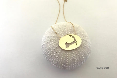 Horizontal Oval Pendant Necklace